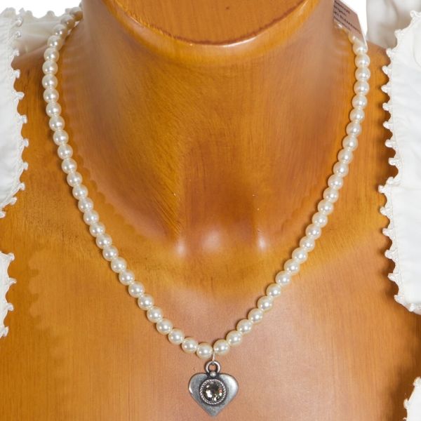 HK299 2 2004 Perlenkette 6mm mit Strassherz vers.Farben